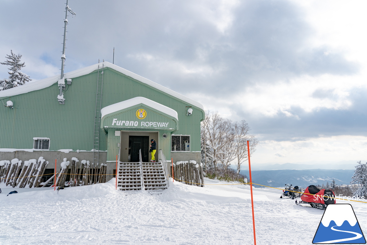 富良野スキー場｜本日、道内最速でゲレンデオープン！2023-2024ウィンターシーズン開幕です☆